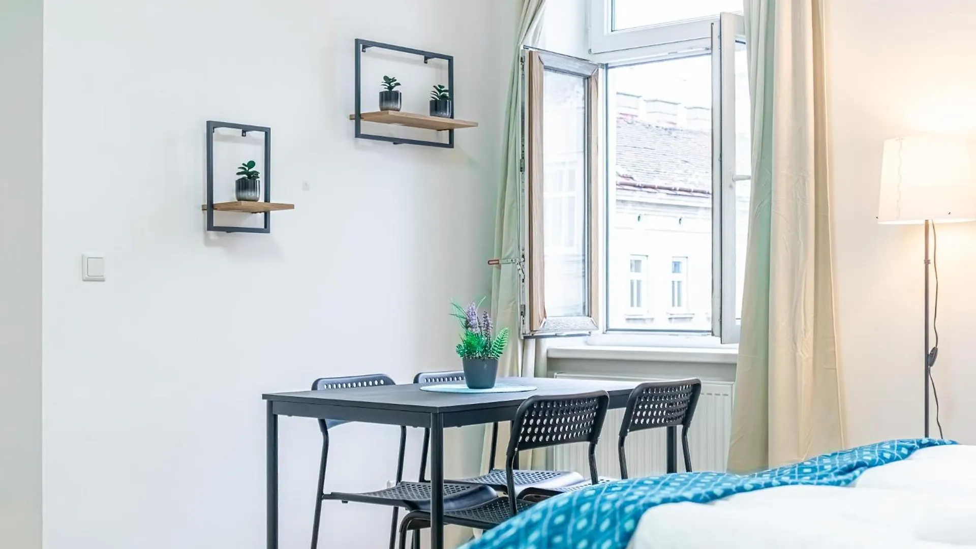 Elegant 2Br Apt.@Wiener Stadthalle/Central Located Apartamento