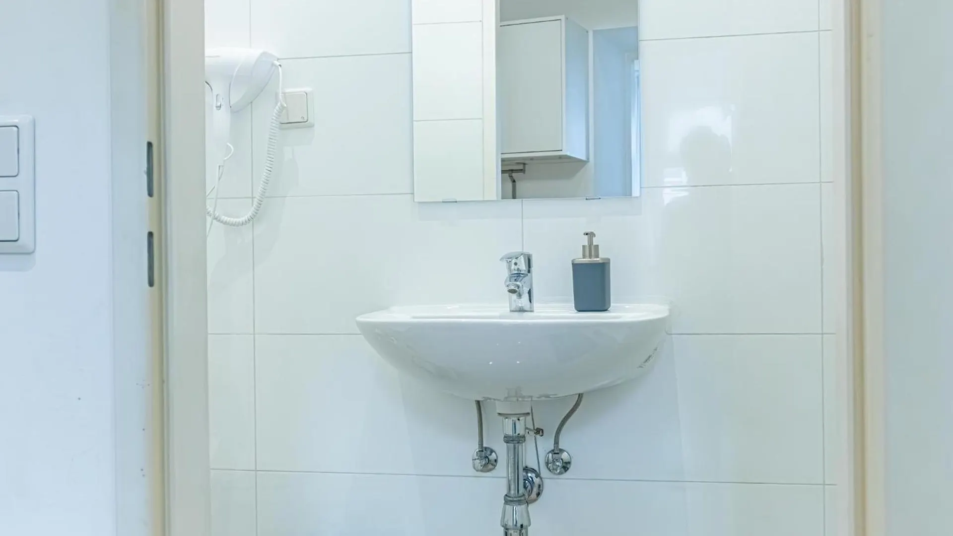 Apartamento Elegant 2Br Apt.@Wiener Stadthalle/Central Located