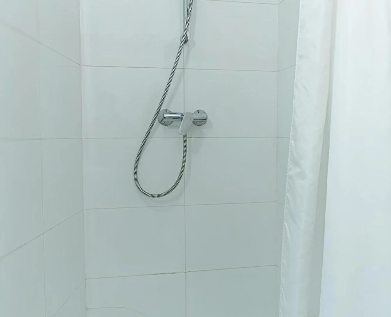 Elegant 2Br Apt.@Wiener Stadthalle/Central Located 0*, Viena